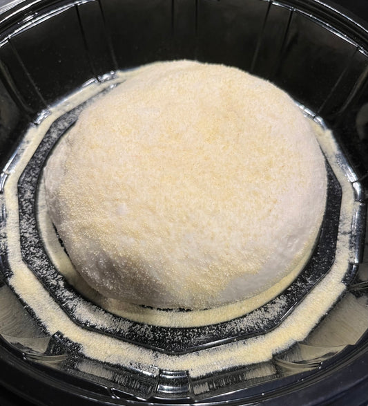 HOMEMADE PIZZA DOUGH (15 OZ BALL)