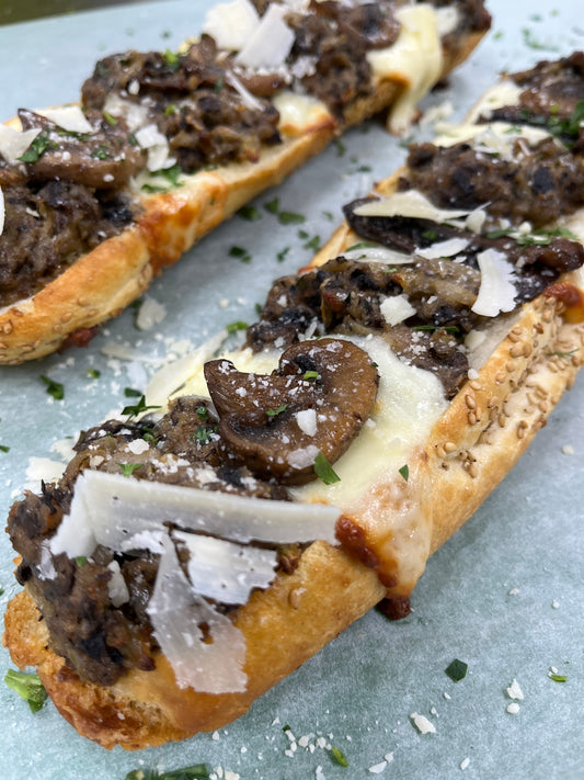 MUSHROOM & PROVOLONE GARLIC BREAD (10" LOAF)