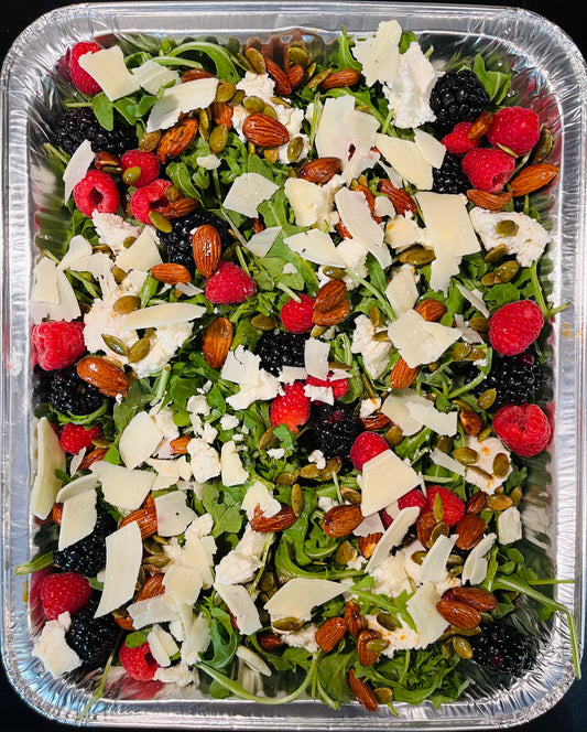 GRILLED CHICKEN WINTER RASPBERRY & BLACKBERRY SALAD (FAMILY SIZE)